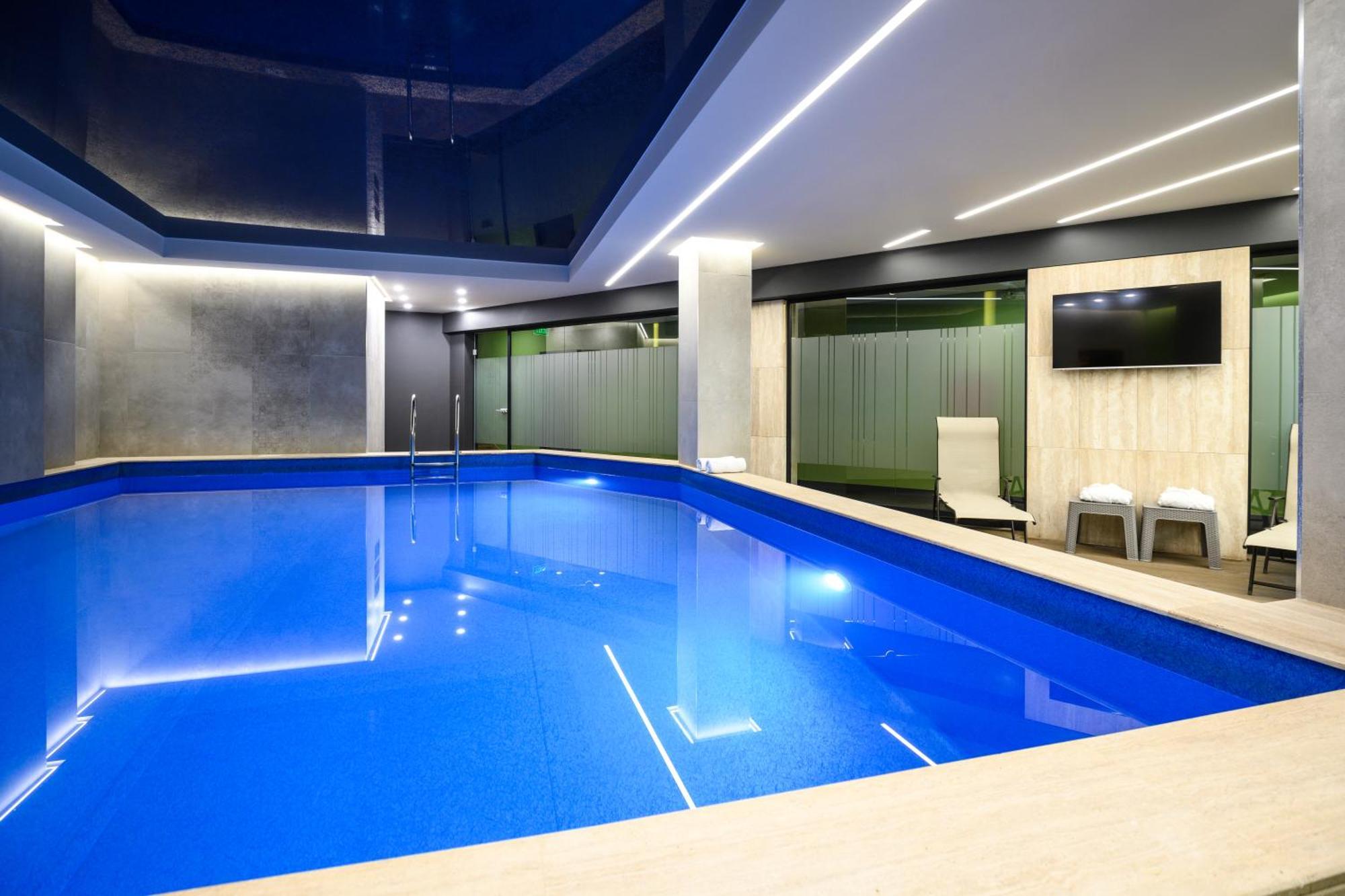 North Avenue By Stellar Hotels, فندق